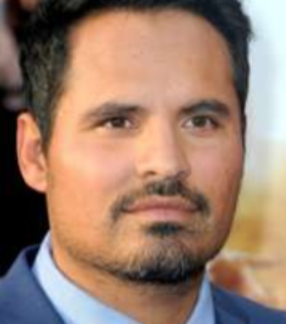 Michael Peña almost looks like this guy